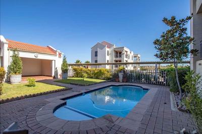 Apartment / Flat For Sale in Noordwyk, Midrand